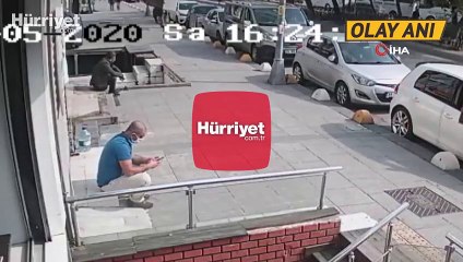 Kaldırımda oturan vatandaşın üzerine beton parçalar böyle düştü
