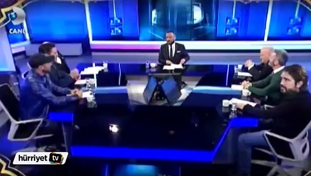 Beyazıt Öztürk ve Tolgahan Sayışman Beyaz Futbol'da