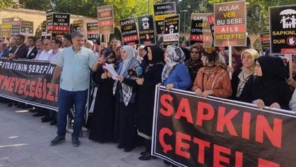 Şanlıurfa'daki LGBT karşıtı yürüyüşte gerginlik! Arkadan fırlayan vatandaşın sözleri olay çıkardı