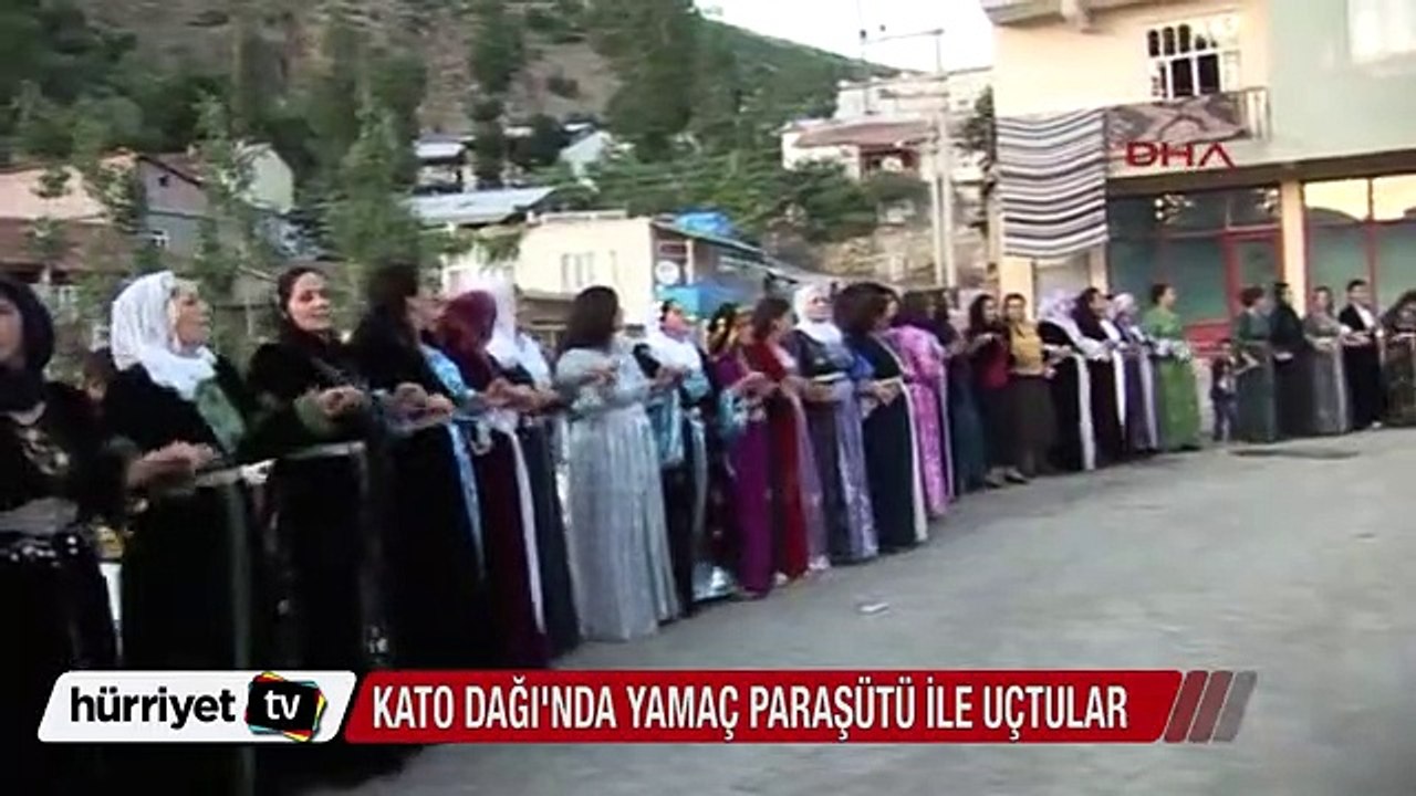 Beytüşşebap Kato Dağı'nda yamaç paraşütü yaptılar
