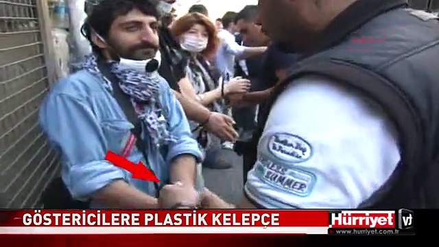 GÖSTERİCİLERE PLASTİK KELEPÇE! TAKSİM GEZİ PARKI OLAYLARI