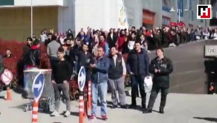 Yangını meraklı gözlerle izlediler