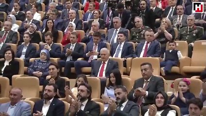Cumhurbaşkanı Erdoğan'ın sözleri Binali Yıldırım'ı duygulandırdı