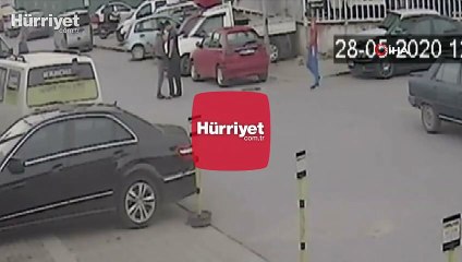 Önce selamlaştılar, ardından birbirlerini defalarca bıçakladılar