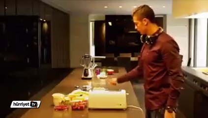 Cristiano Ronaldo,  bir gününü anlatan videosunu paylaştı