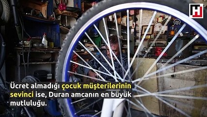 En büyük mutluluğu, çocuk müşterilerinin sevinci