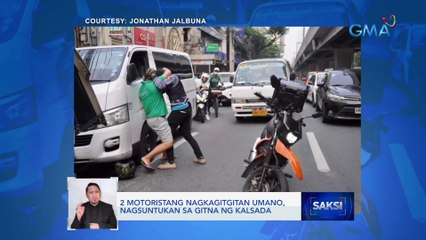 2 motoristang nagkagitgitan umano, nagsuntukan sa gitna ng kalsada | Saksi