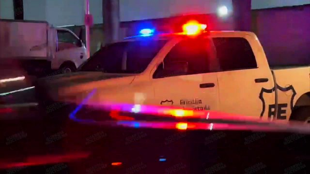 Dos hombres fueron atacados a balazos afuera de su casa en la colonia Santa Cecilia