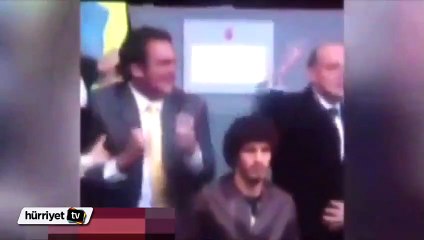 Salih Uçan’dan olay hareket!