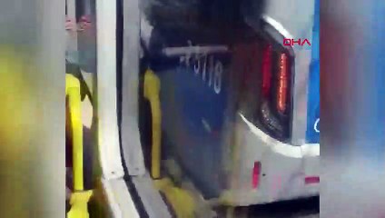 Brezilya'da evanjelistlerden yol kenarlarında koronavirüs duası