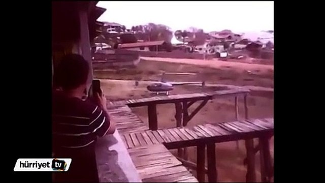 Brezilya'da helikopter suya çakıldı