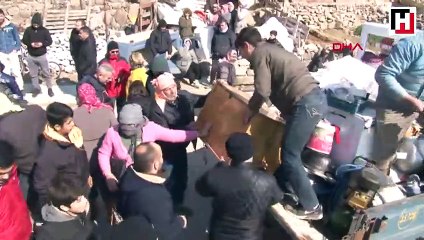 Bornova'nın kırsal mahallesinde heyelan oldu