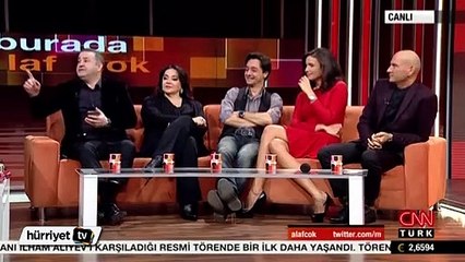 Şafak Sezer'e canlı yayında eşinden uyarı geldi