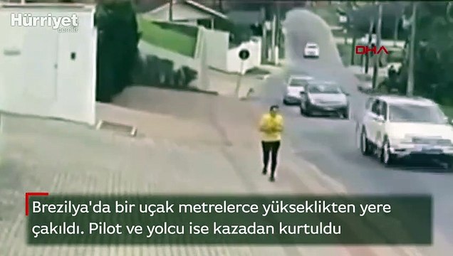 Brezilya'da bir uçak metrelerce yükseklikten yere çakıldı! Kaza anı kamerada