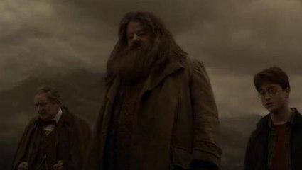 Harry Potter serisinin Hagrid'i, Robbie Coltarne hayata gözlerini yumdu!
