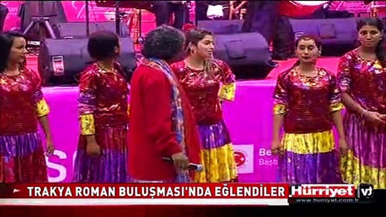 ROMANLAR BÖYLE EĞLENDİ