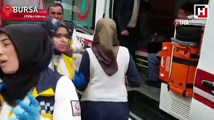 Cenazeye giden otobüs yan yattı: 35 yaralı