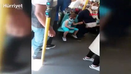 Metroda kadınların gizlice fotoğrafını çektiği iddia edilen şüpheli, darp edildi