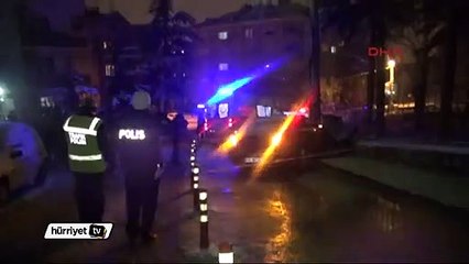 Tekstilcinin lüks aracı karda kaydı: 1 ölü