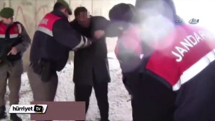 Dolandırıcı 'sahte albay' jandarmadan kaçamadı