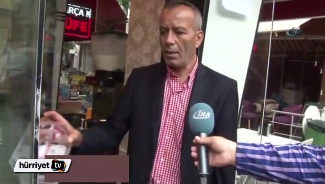 Sadaka kutusundaki paraları çalan hırsız kamerada