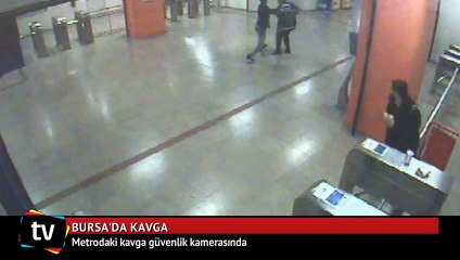 Metrodaki kavga güvenlik kamerasında