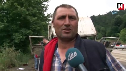 Baba oğul birbirine sarıldı... Kamyonun kupasında dehşet dakikaları