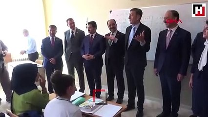 Öğrencinin yanıtını duyan Bakan Selçuk 'çak' yaptı