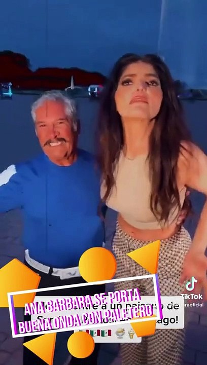 ANA BARBARASE PORTA BUENA ONDA CON PALETERO