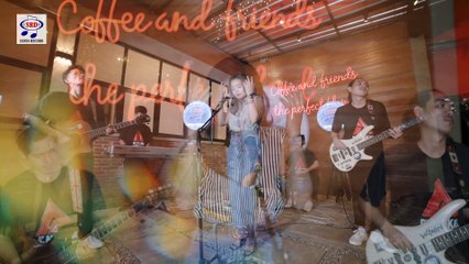 Dini Kurnia-Malam Yang hilang  [Official Music Video]