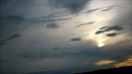 MCH 340 THE SKY IS THE PAINTERS CANVAS OF CLOUDS.NATURES BEAUTY .13 SECONDS .