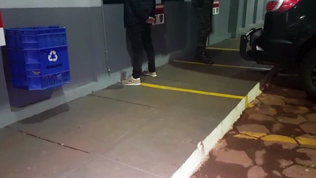 BPFron detém jovens com lança perfume e maconha no posto da PRF, em Cascavel