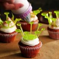 UNUSUAL COOKING HACKS -- Incredible Dessert Decoration Tricks & Easy Recipes To Surprise Everyone