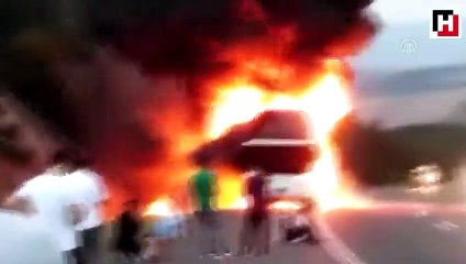 Bus with passengers on board catches on fire in Turkey’s northwest