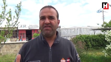 Caminin minaresine yıldırım düştü