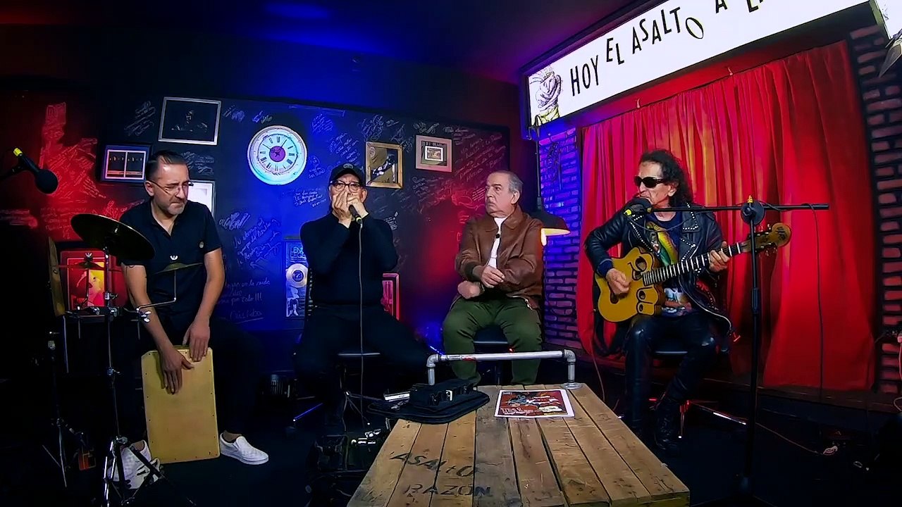Viernes musical celebrando los 54 años de El Tr...