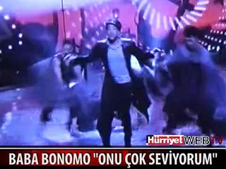 BONOMO'NUN BABA EVİNDE GURUR VE SEVİNÇ