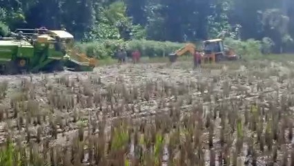 JCB Stuck Down | Combines Stuck Down | Indian Farmers