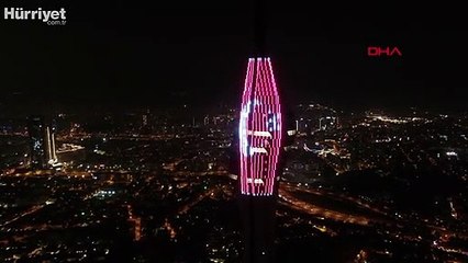 İstanbul'da Çamlıca Kulesi'ndeki ışık gösterisi görsel şölen oluşturdu