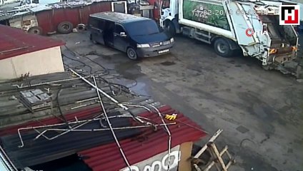 Hırsızlara canı pahasına direndi