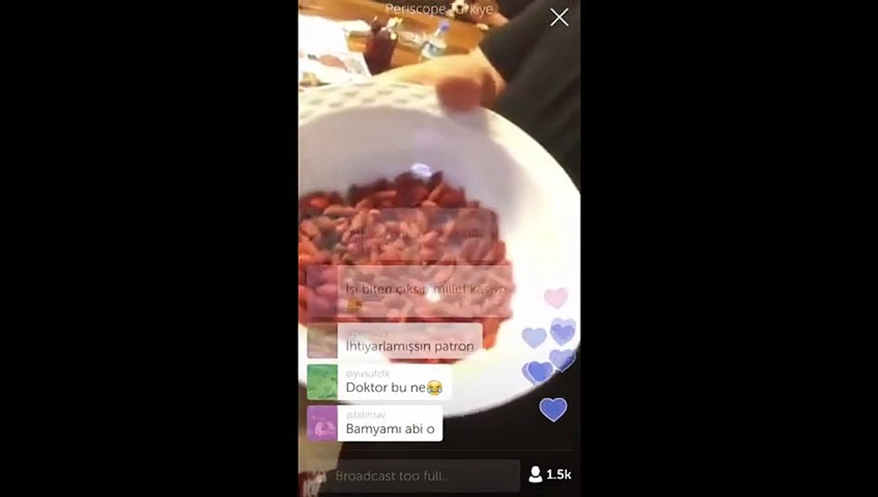Cem Yılmaz yine çok güldürdü!