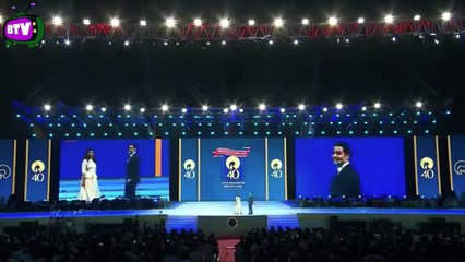 हिंदुस्तान के सबसे अमीर आदमी की बेटी Isha Ambani के साथ Shahrukh Khan ने की खूब मस्ती