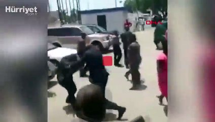 Gine lideri, Çalışma Bakanı'nı sokak ortasında dövdü