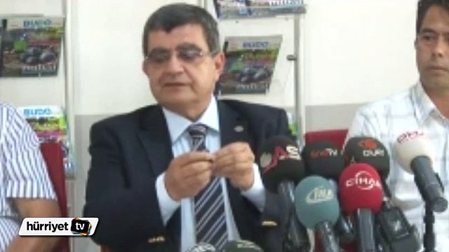 Deniz otobüsünde camı dalga değil, kalas kırmış