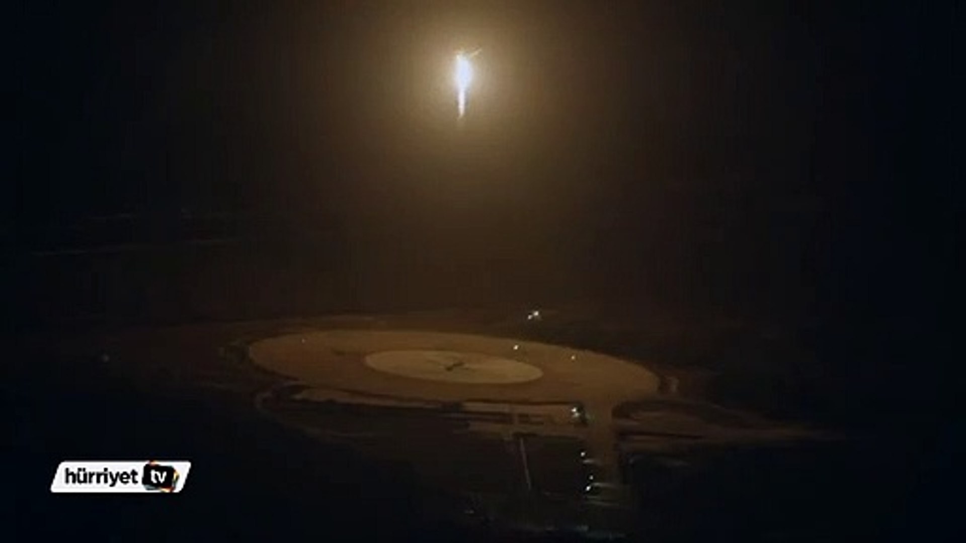 SpaceX, World's First Falcon-9 Rocket Is Loaded With Baseballs!