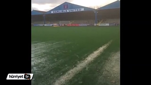 Carlisle United'ın sahası göle döndü
