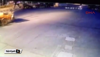 Sakarya'da dozer ile motosiklet çarpıştı