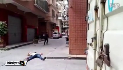 Sokak ortasında cinayet şakası