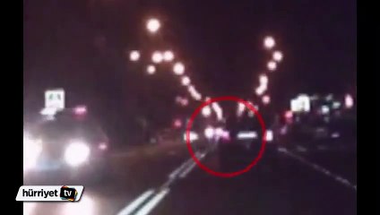 Moskova'da şüpheli otomobil yunus polise çarptı