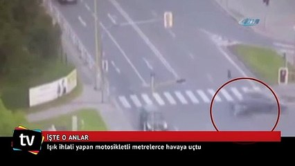 Işık ihlali yapan motosikletli metrelerce havaya uçtu